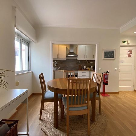 Rainha - Holiday Rental In Cascais Centre ภายนอก รูปภาพ